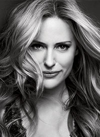 Aimee Mullins