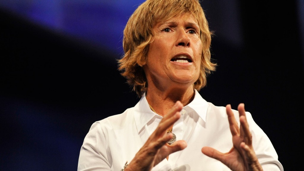 Diana Nyad: Extreme swimming with the world’s most dangerous jellyfish