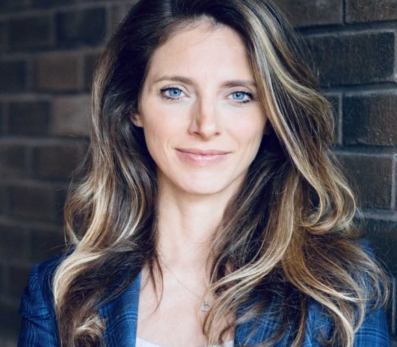 Janine Stange