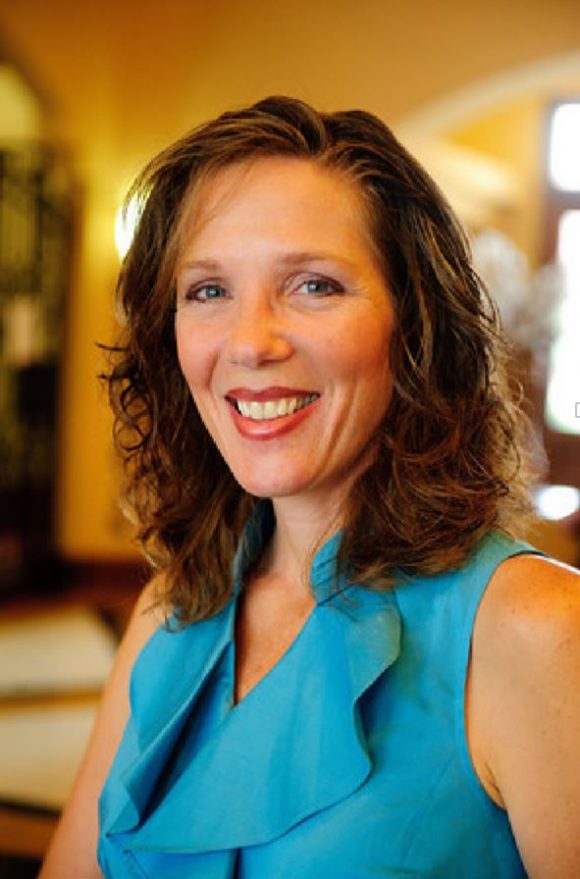 Anne Loehr