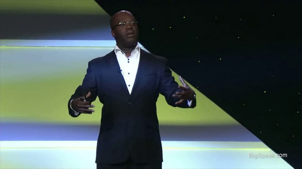 How to give Platinum Service with a Brilliant Touch – Simon Bailey