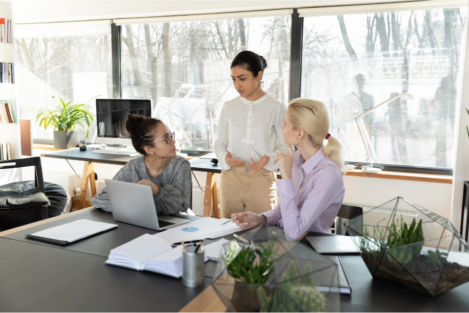 Top Female Keynote Speakers of Spring