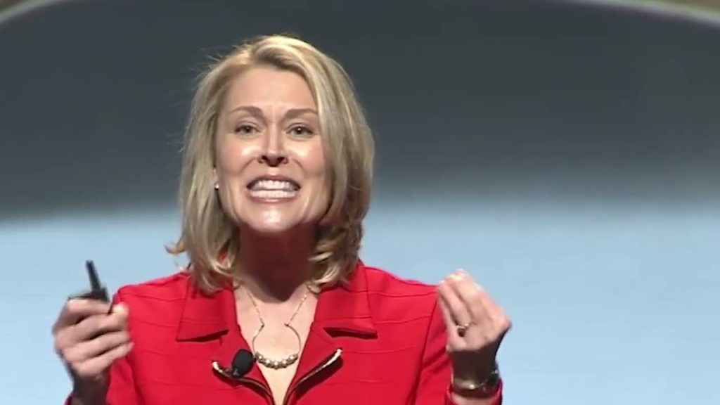 communication and leadership keynote speaker – Colette Carlson