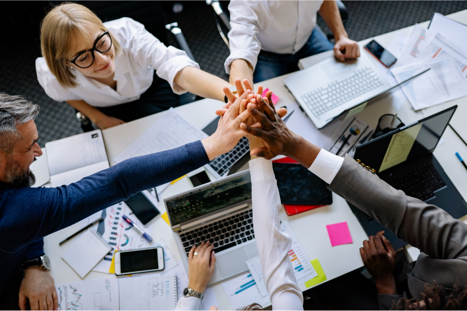 Top 10 Team Building Keynote Speakers
