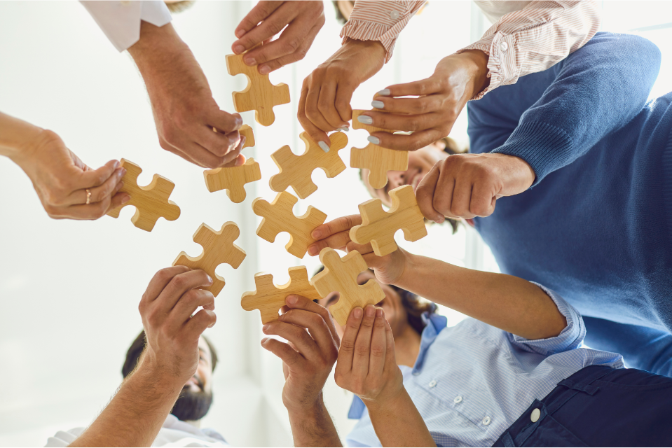 Top Leadership Experts to Improve Your Soft Leadership Skills