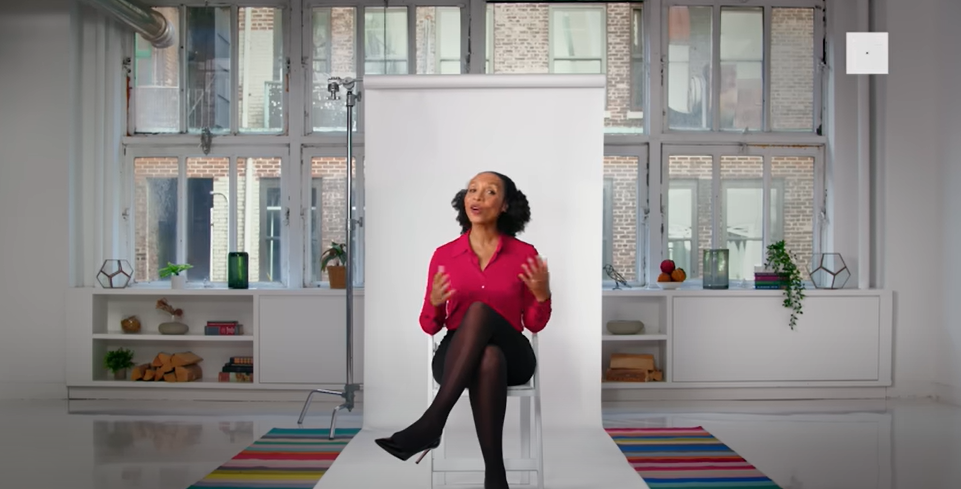 Why great thinkers ask divergent questions | Natalie Nixon