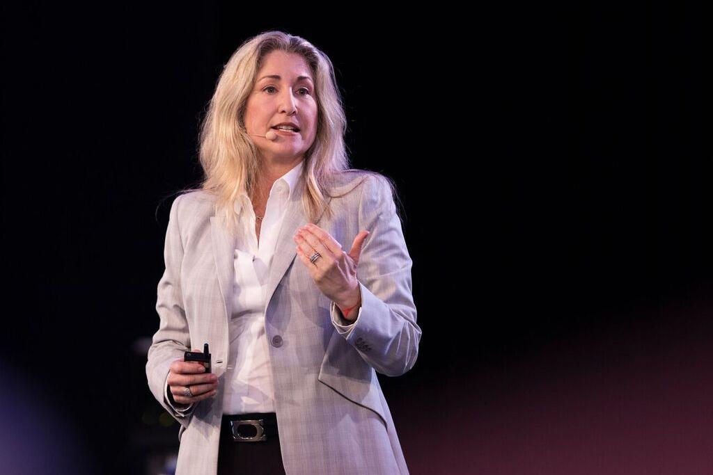 8 Emerging Trends in Business Innovations in 2025