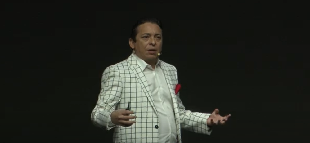 Brian Solis Keynote at APMF Explores the AI, Attention, and Introvert Economies and the Future of CX