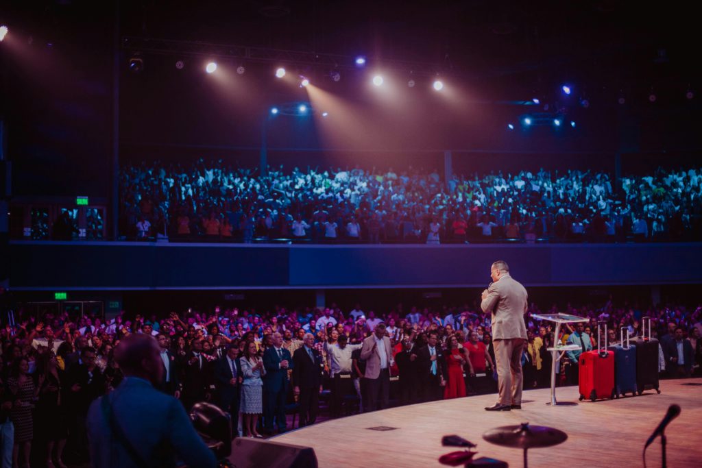 How Do You Introduce A Keynote Speaker?