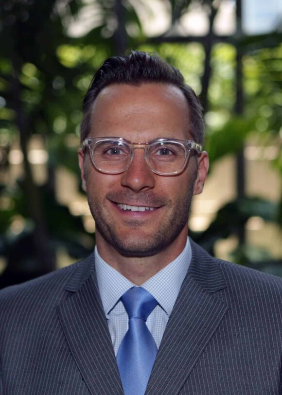 Shawn DuBravac