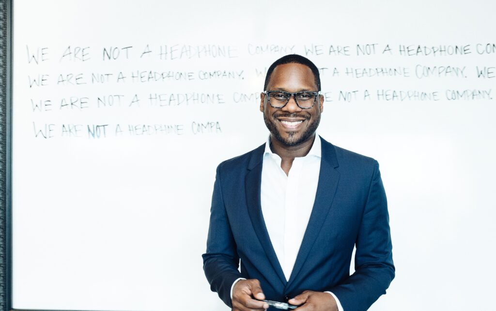 How Omar Johnson’s B2H Marketing Catalyses Groundbreaking Growth and Sales